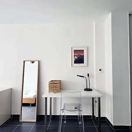 Apartment Bnbgones - Le Cosy Saint Louis - Metro Jean Mace Et Saxe Gambetta Lyon