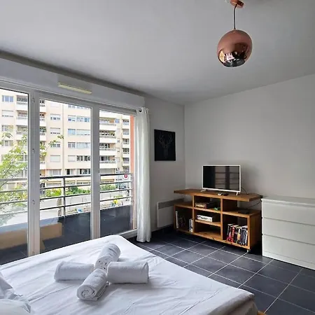 Bnbgones - Le Cosy Saint Louis - Metro Jean Mace Et Saxe Gambetta Lyon